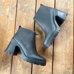 Sorel Brex Heel Zip Bootie